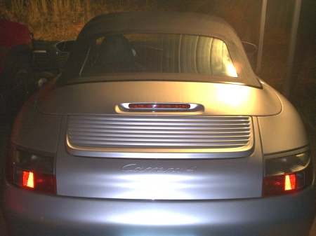 Porsche 911 Carrera-4 Rag-Top 2